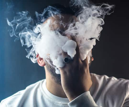 Quit Smoking: Vaping Is Twice As Effective As Nicotine Patches
